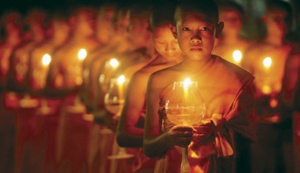 Cầu nguyện trong đạo Phật là gì?