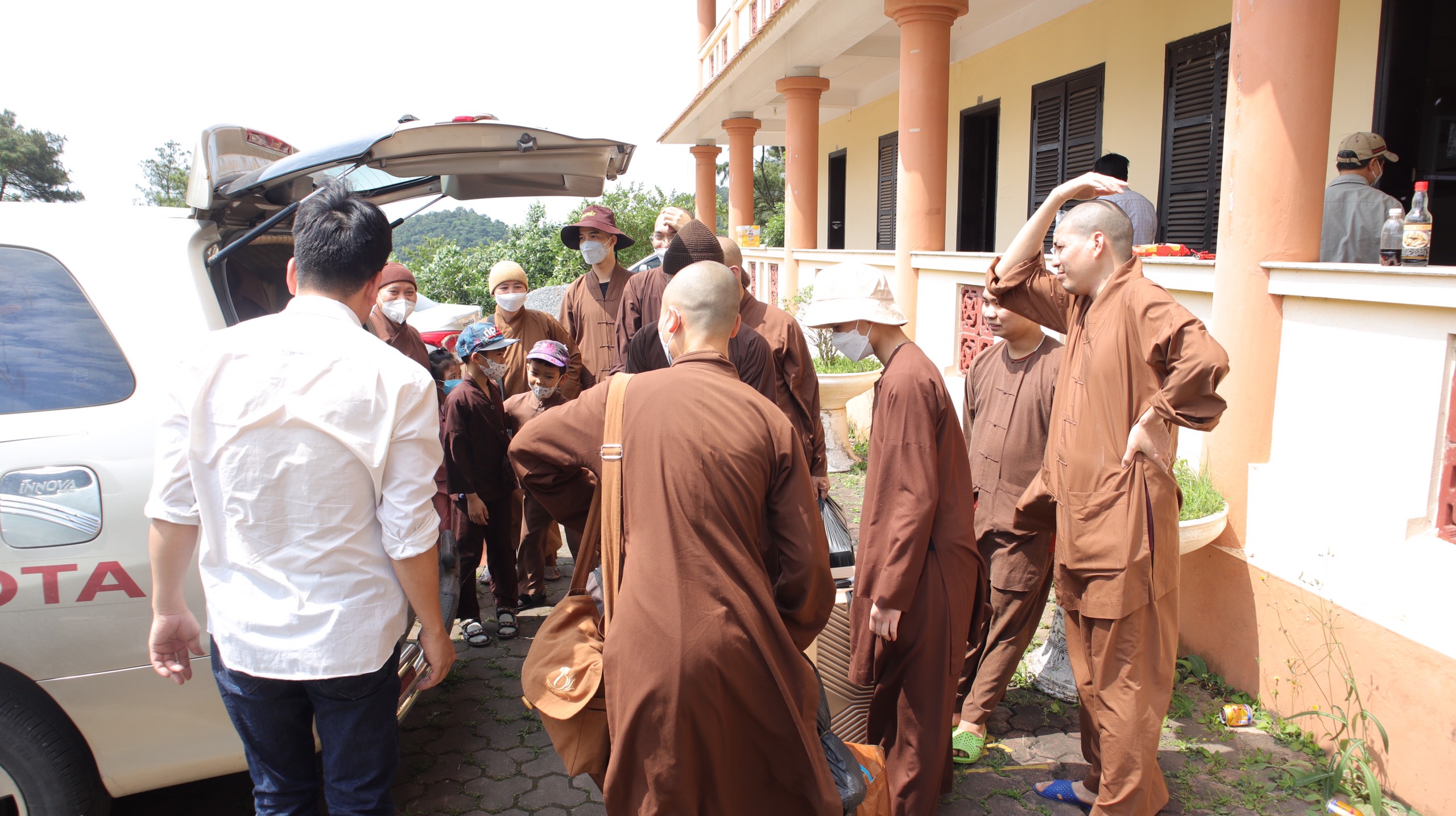 Hơn 200 tân Tăng Ni sinh hệ Cử nhân khóa IX nhập học tại Học viện Phật giáo Hà Nội