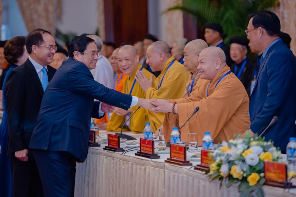 Thủ tướng biểu dương các tổ chức tôn giáo có đóng góp xây dựng và bảo vệ Tổ quốc