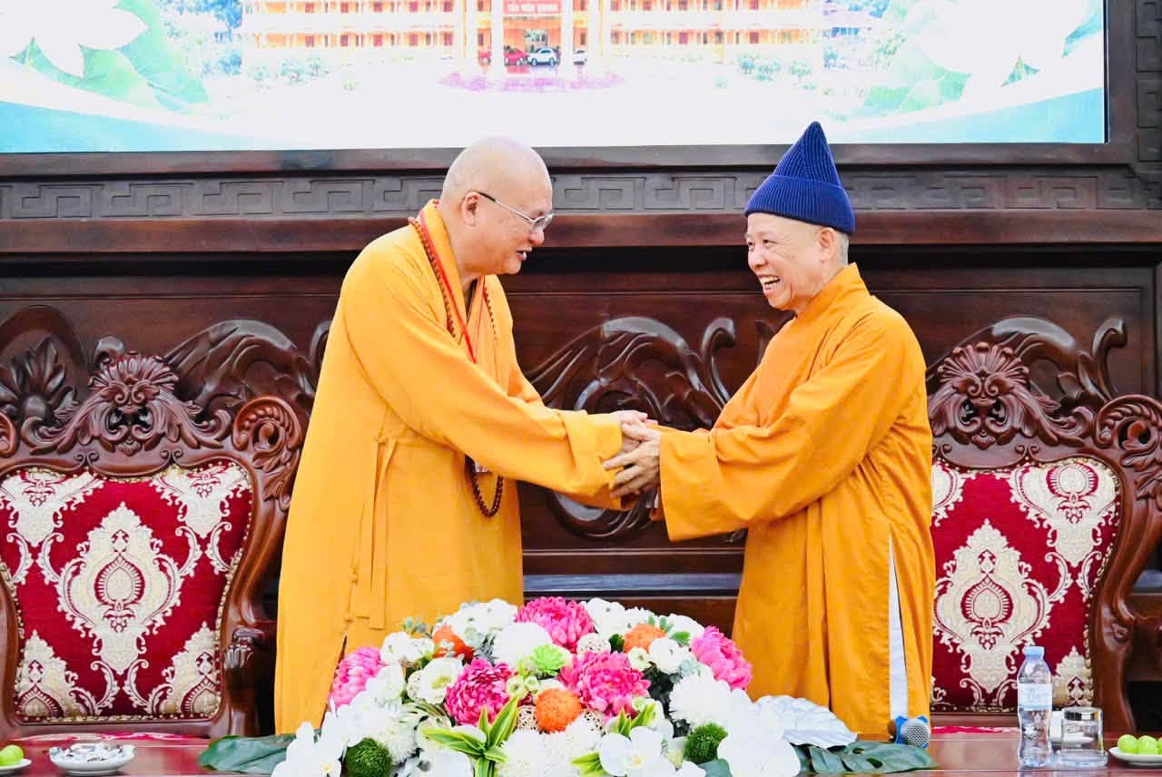 HỌC VIỆN PG VIÊN QUANG (ĐÀI LOAN) TỚI THĂM VÀ LÀM VIỆC TẠI HỌC VIỆN PGVN TẠI HÀ NỘI